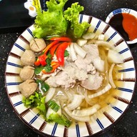 เมนูของร้าน เฝอลุงโฮ หัวหิน หัวหิน