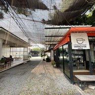 Improvise Coffee II สาขาข้างรร.ยุพราช(สี่แยกโซอี้)