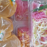 กะเพราป้าแอ๋ว ข้าวคลุกกะปิ - ในเมือง เรียบนครซอย1