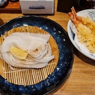 เมนูของร้าน Gin Udon