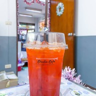 Studio Coffee• (กาแฟ ชา มัทฉะ นมสด & ขนมปังทานเล่น)