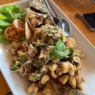 หัวพาน ซีฟู้ด สิชล โดยแพปลาทะเลใจ สิชล วัดสุชน วัดเจดีย์ เขาพลายดำ