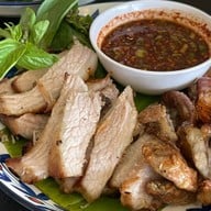 ร้านลาบติดแอร์