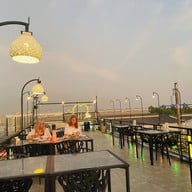 Sky Bar 64 (Bar & Restaurant)