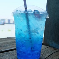 Captain Hook Riverfront Restaurant (กับตันฮุค เดอะริเวอร์ฟร้อนท์)