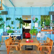 Captain Hook Riverfront Restaurant (กับตันฮุค เดอะริเวอร์ฟร้อนท์)