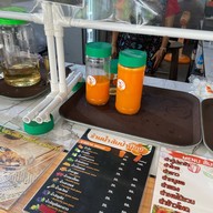 ร้านน้ำส้มป้าน้อง สวนสุขภาพ