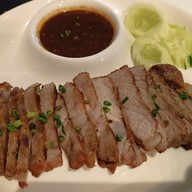 เมนู ข้าวหมูย่างคุณหญิง