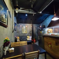 บรรยากาศ Warm Up Coffee