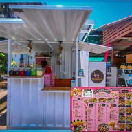 หน้าร้าน เครปอี๊หมุ่ย - หลังกองร้อย ยะลา