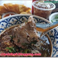 นิยมสมิทธิ์ NIYOM SMITH THAI BOAT NOODLES