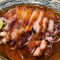 ลักกี้ยำ & ตำ – พิษณุโลก ( Lucky Yumm – Phitsanulok ) -