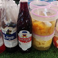 ไก่ กะ ไข่ และหวานเย็น