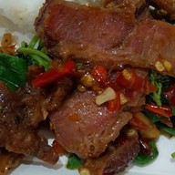 โอนิ กะเพรายักษ์ อาหารจานด่วน ของทานเล่น ฮาลาล