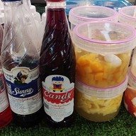 ไก่ กะ ไข่ และหวานเย็น