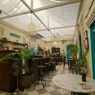 มหาสวัสดิ์ คาเฟ่แอนด์การ์เด้น