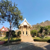 บรรยากาศ วัดเขากำแพง