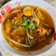 เมนูของร้าน ก๋วยจั๊บ ตั๊กม้อ