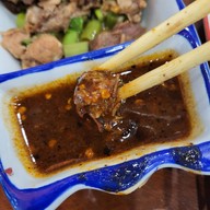 เมนูของร้าน สุดยอดก๋วยเตี๋ยวเรือ นครเชียงราย ปตท.บายพาส บ้านดู่