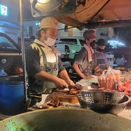 ไก่ทอด กาหลง