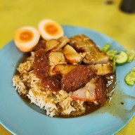 ข้าวหมูแดงสีมรกต ซอย สุกร1
