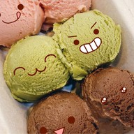 Raya Experimental craft icecream and cafe วัดมังกรเยาวราช