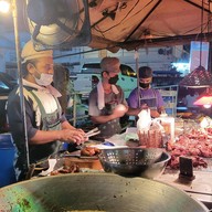 ไก่ทอด กาหลง