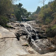 น้ำตกผาสำราญ