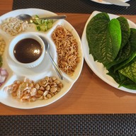 เมนูของร้าน T and T Restaurant