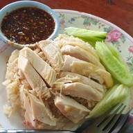 ข้าวมันไก่ศรีวัย ( ข้างโรงแรมสีหราช )