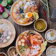 ร้านก๋วยเตี๋ยวปากหม้อตัวแม่