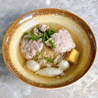 เมนูของร้าน ปากะนิน เย็นตาโฟ : Pa Ka Nin Noodle Cafe กระบี่