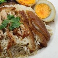 ครัวแม่สมัย คลองหลวง