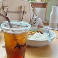 เมนูของร้าน April flavors cafe