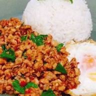 โคตรอิ่ม ข้าวกะเพรา (เอกชัย66)