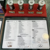 GW Tea House ศาลาแดง - สีลม