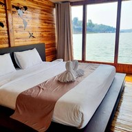 บ้านไร่วรรณ วสลย์ รีสอร์ท