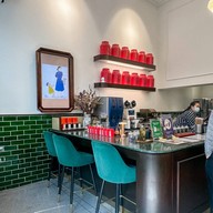 GW Tea House ศาลาแดง - สีลม