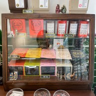 GW Tea House ศาลาแดง - สีลม