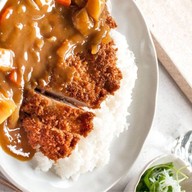 Chinzen - ข้าวแกงกะหรี่ญี่ปุ่น & ข้าวหน้าเนื้อ ตลาด Z-ONE Nightmarket