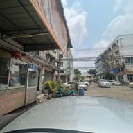 ก๋วยเตี๋ยวคั่วไก่รองเมือง (เพชรเกษม 73/2)