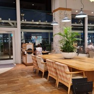 บรรยากาศ Egg'n Things Aqua city