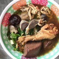 ก๋วยเตี๋ยวเป็ดตุ๋น ไพศาลโภชนา