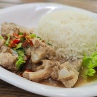 ก๋วยจั๊บญวนสวนลุงหมี ตะเคียนเตี้ย