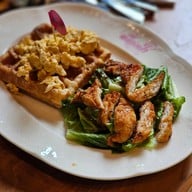 เฟื่องฟ้า คาเฟ่