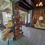 บุหรงทองคำ คาเฟ่ เพชรบุรี