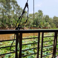 ร้านก๋วยเตี๋ยวท่าเรือป้าติ๊ด