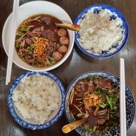 Food or drink of Chucharm Bangkok Boat Noodles (Bang Mod) Susco Bang Mod