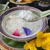 อ้อยหวานอาหารไทยโบราณริมน้ำ
