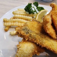 789เฮ้าส์คลาสิกคาเฟ่ ตลาดอินจัน อบต.ลาดใหญ่